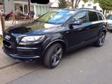 Audi Q7 4.2 TDI quattro - S-LINE + Bose + Standh.+AHK - Audi Q7 mit Diesel-Antrieb: 4.2