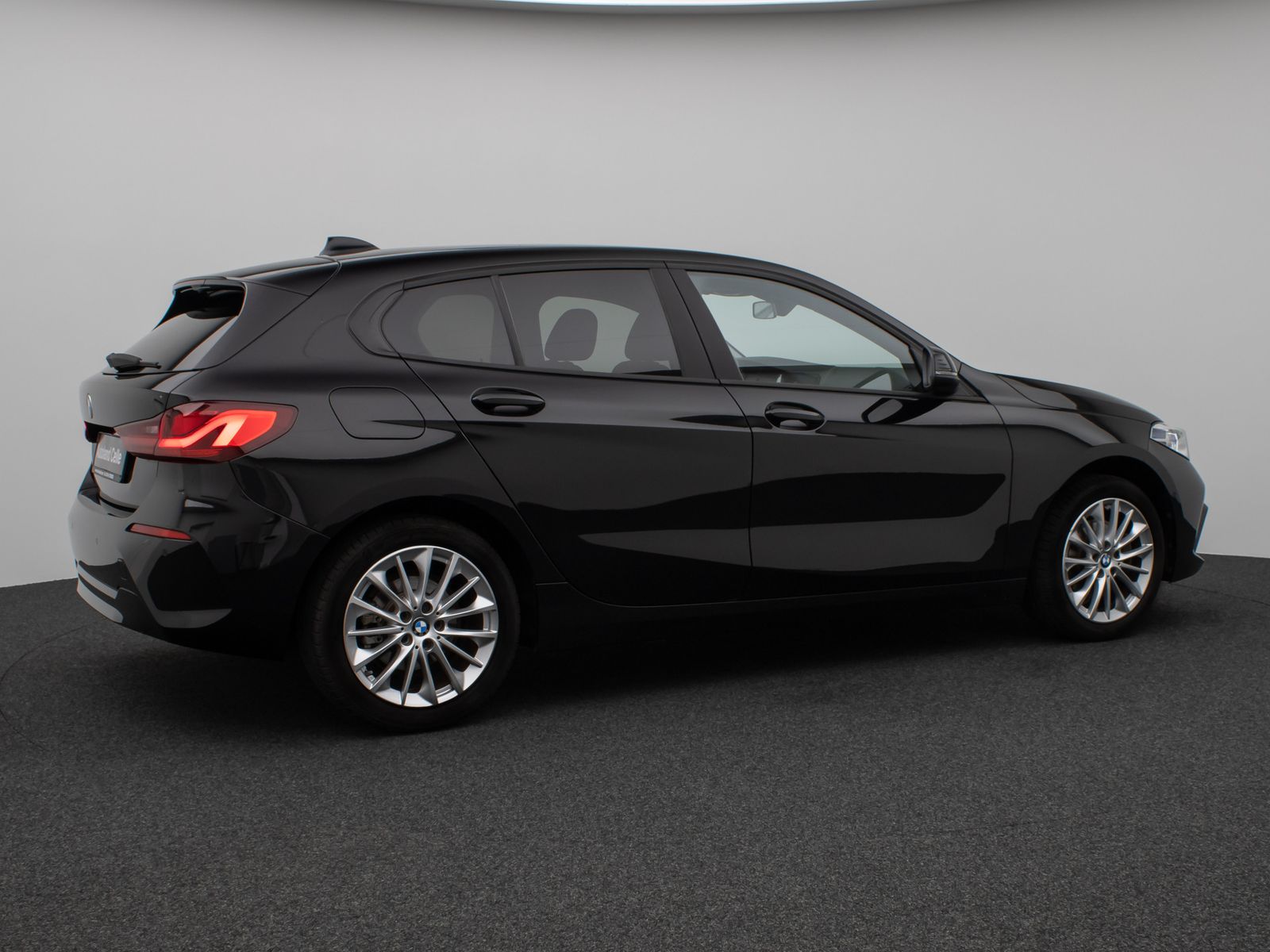 Fahrzeugabbildung BMW 118i DAB CockPitProf LED PDC Geschwindigkeitsreg