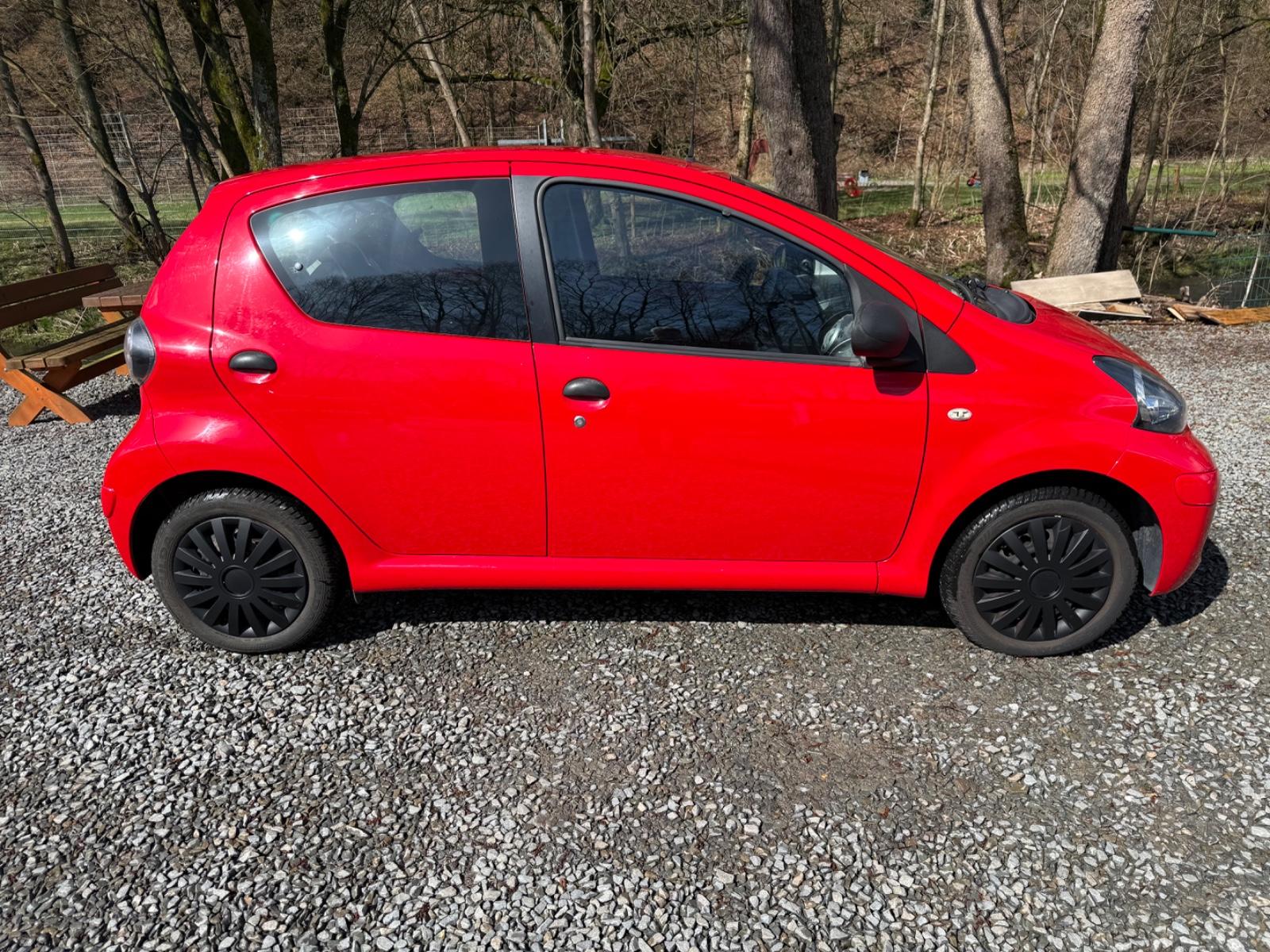 Toyota Aygo AYGO Basis