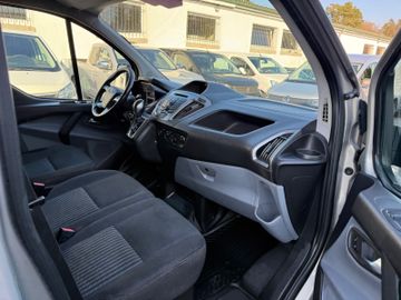 Ford Transit Custom - 11