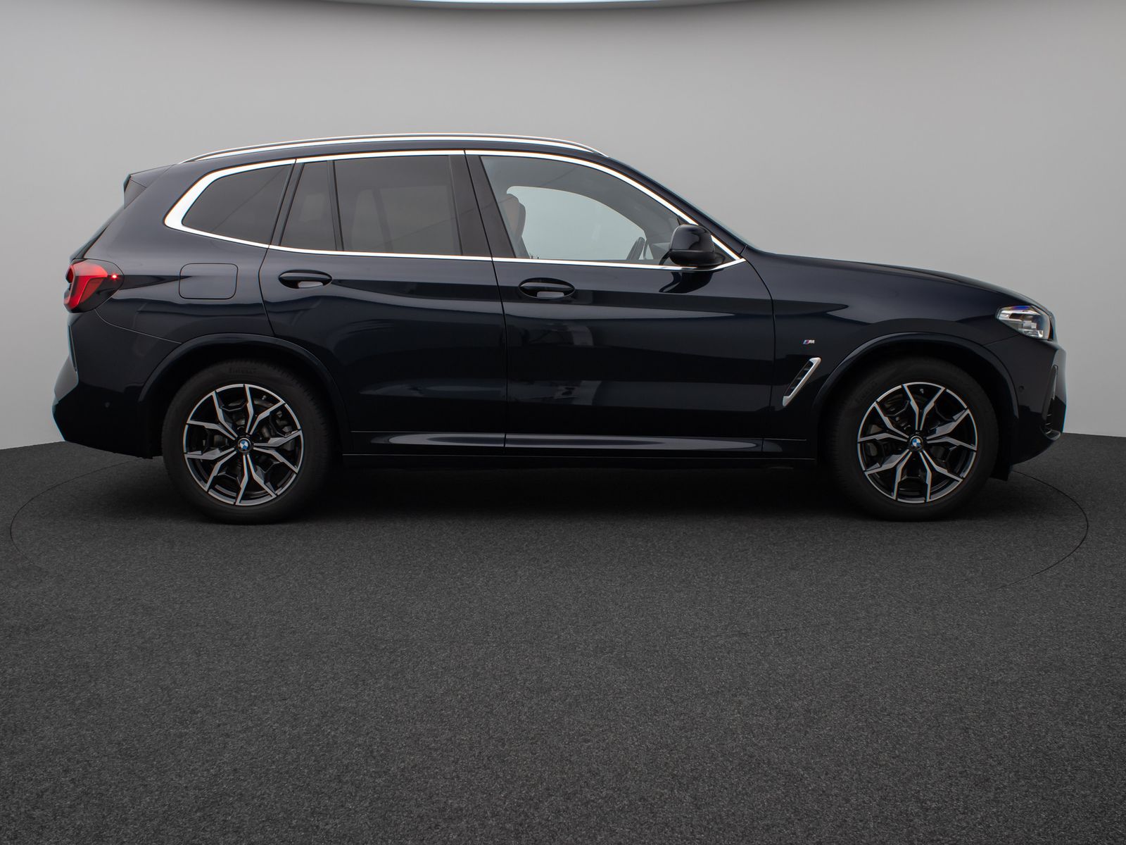 Fahrzeugabbildung BMW X3 xD20d MSport Individual HiFi Kamera DAB Alarm