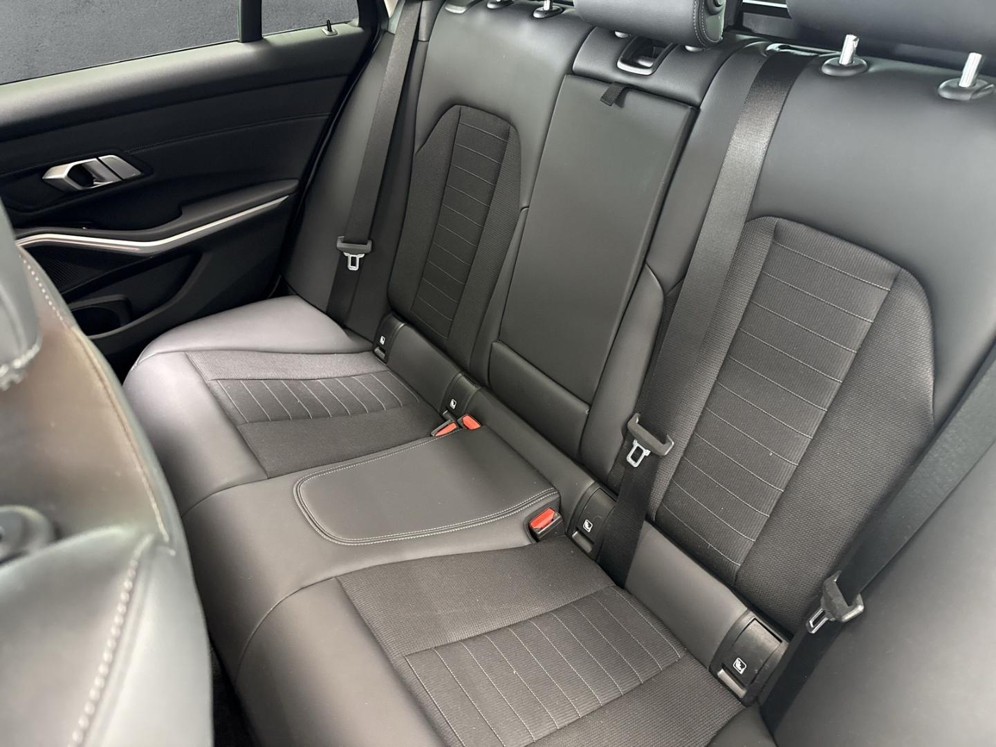 BMW 3 Series d Touring AUTOMATIK LC PLUS PDC LED DAB, миниатюра 13