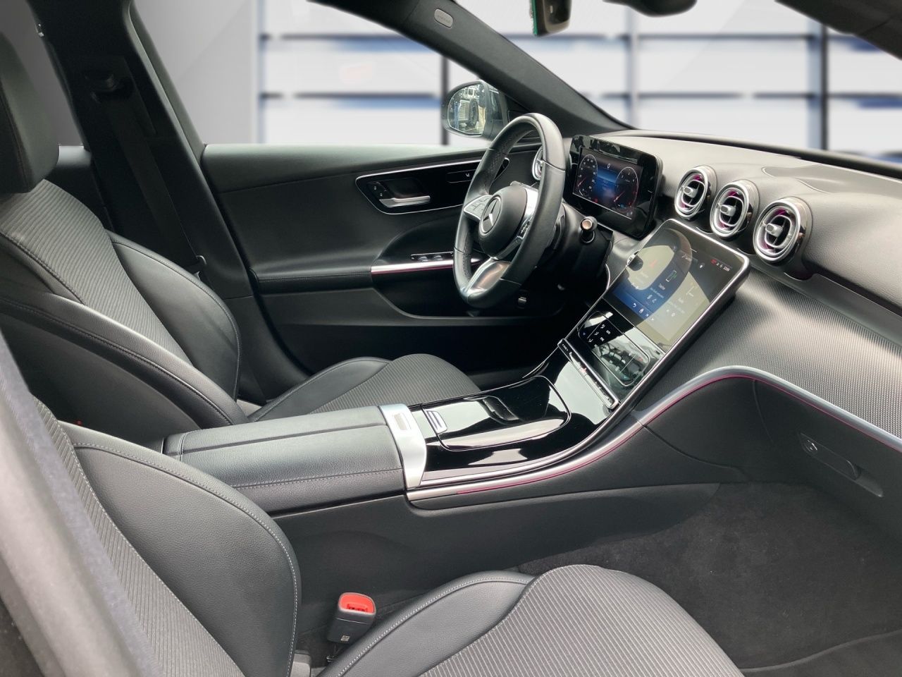 Fahrzeugabbildung Mercedes-Benz C 220 d 4M T AVANTGARDE+AHK+ALLRAD+LED+AMBIENTE+