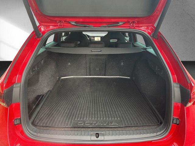 Skoda Octavia Combi 1.4 TSI iV RS First Edition *HUD*
