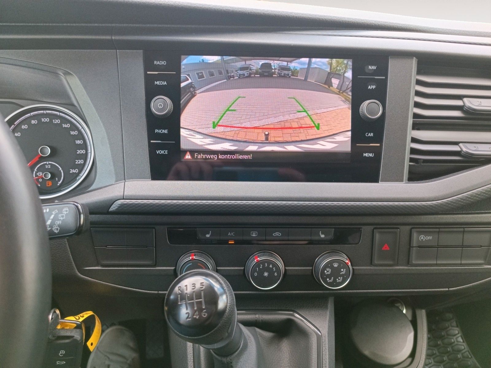 Fahrzeugabbildung Volkswagen California T6.1 4MOTION Beach *LED*AHZV*SHZ