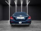 Mercedes-Benz E 200 4MATIC Autom. - - Mercedes-Benz E 200 mit Benzin-Antrieb: Panorama-Dach, Limousine