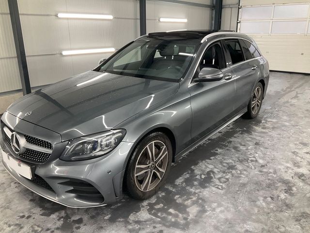 Mercedes-Benz C 220  d AMG+PANO+STDHZG+AHK+CAM+MULTIBEAM+WIDE