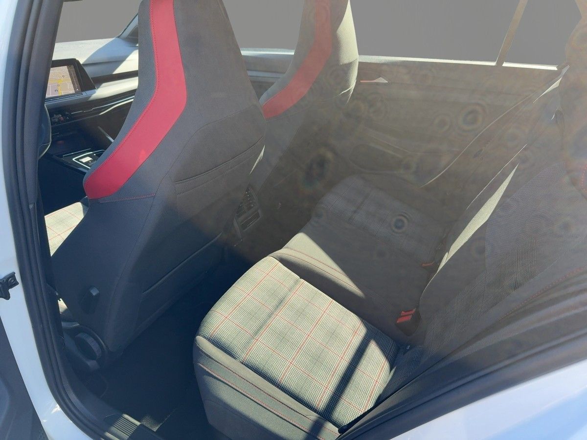 Volkswagen Golf - Bild 8