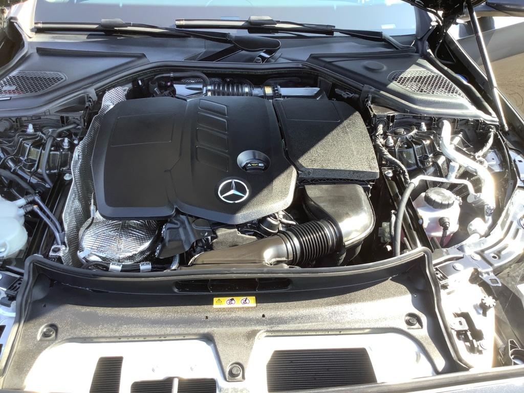 Mercedes-Benz E 220 d T AVANTGARDE+MBUX+DISTR+TOTW+KAMERA+AHK