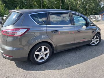 Ford S-Max - 7