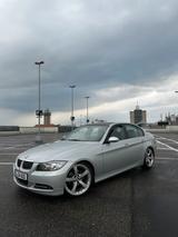 BMW 3er E90 320i  Panodach  CarPlay  20... - BMW aus 2006: 3er
