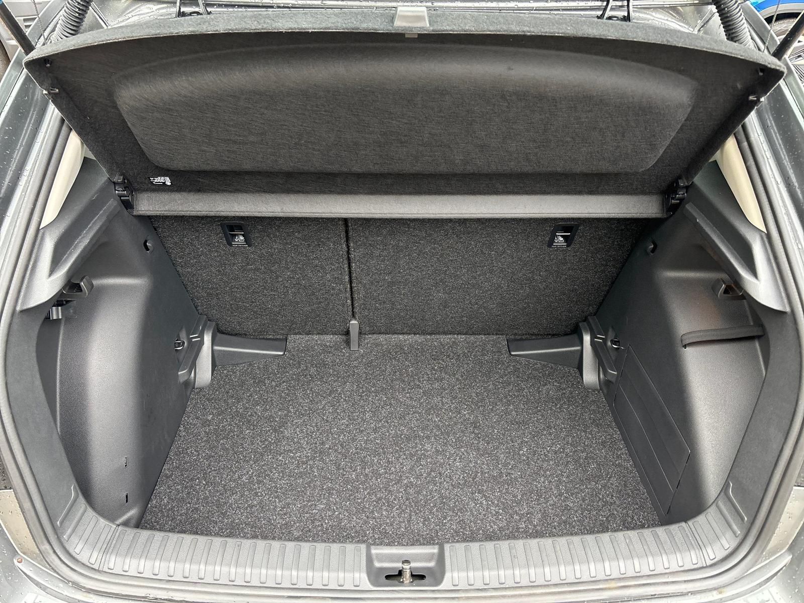 Fabia Essence 1.0 Android Auto Metallic 5 Jahre-