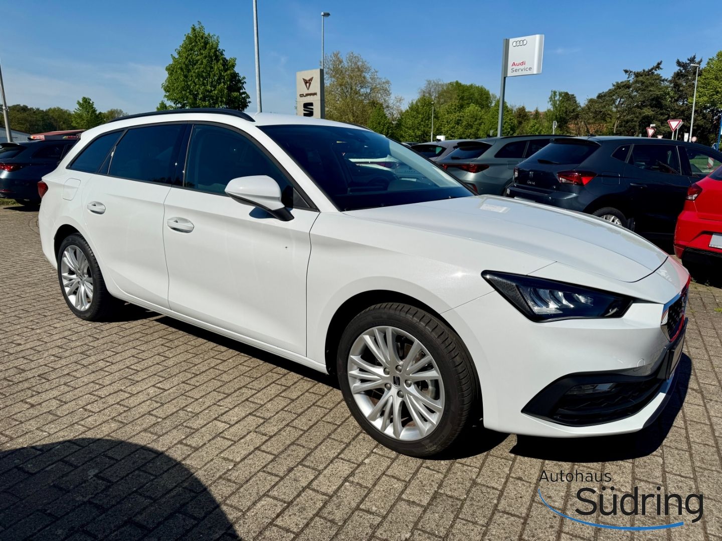 Leon Sportstourer 1,0 eTSI Style DSG Full Link