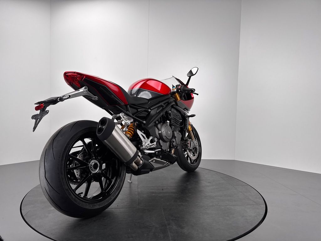 Fahrzeugabbildung Triumph SPEED TRIPLE 1200 RR *NEUFAHRZEUG