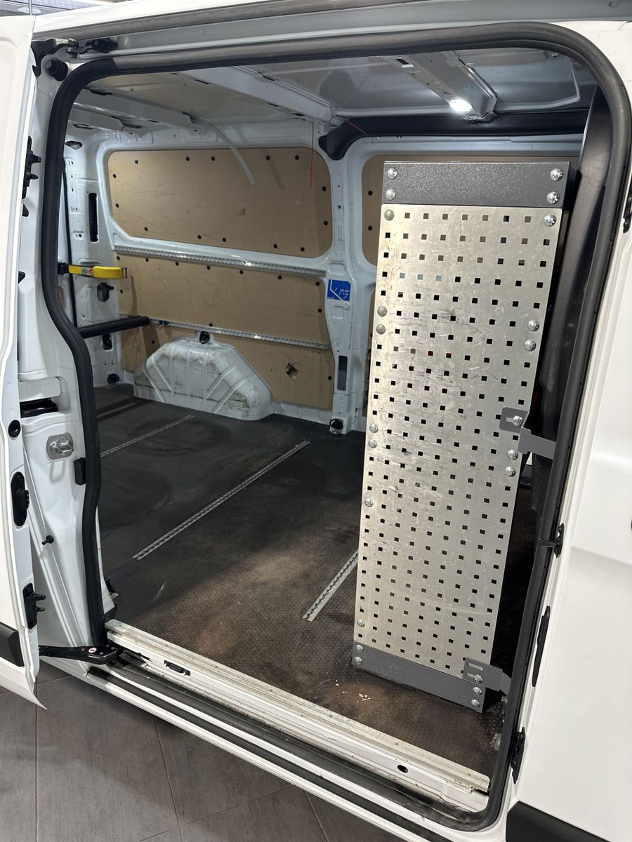 Fahrzeugabbildung Ford Transit Custom 300 L2 2.0 TDCi KLIMA+SHZ+KAMERA+
