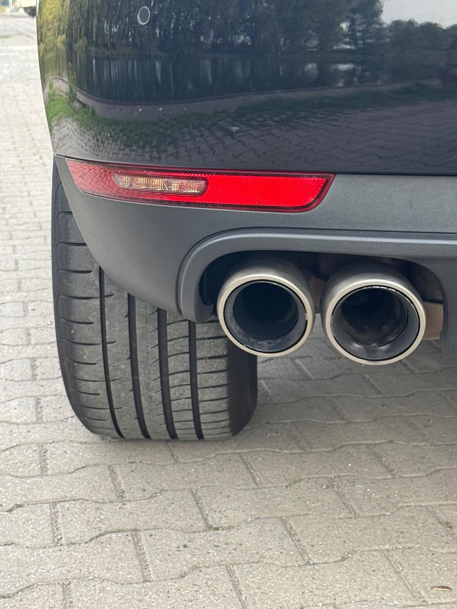 Porsche Macan S Approved 2028