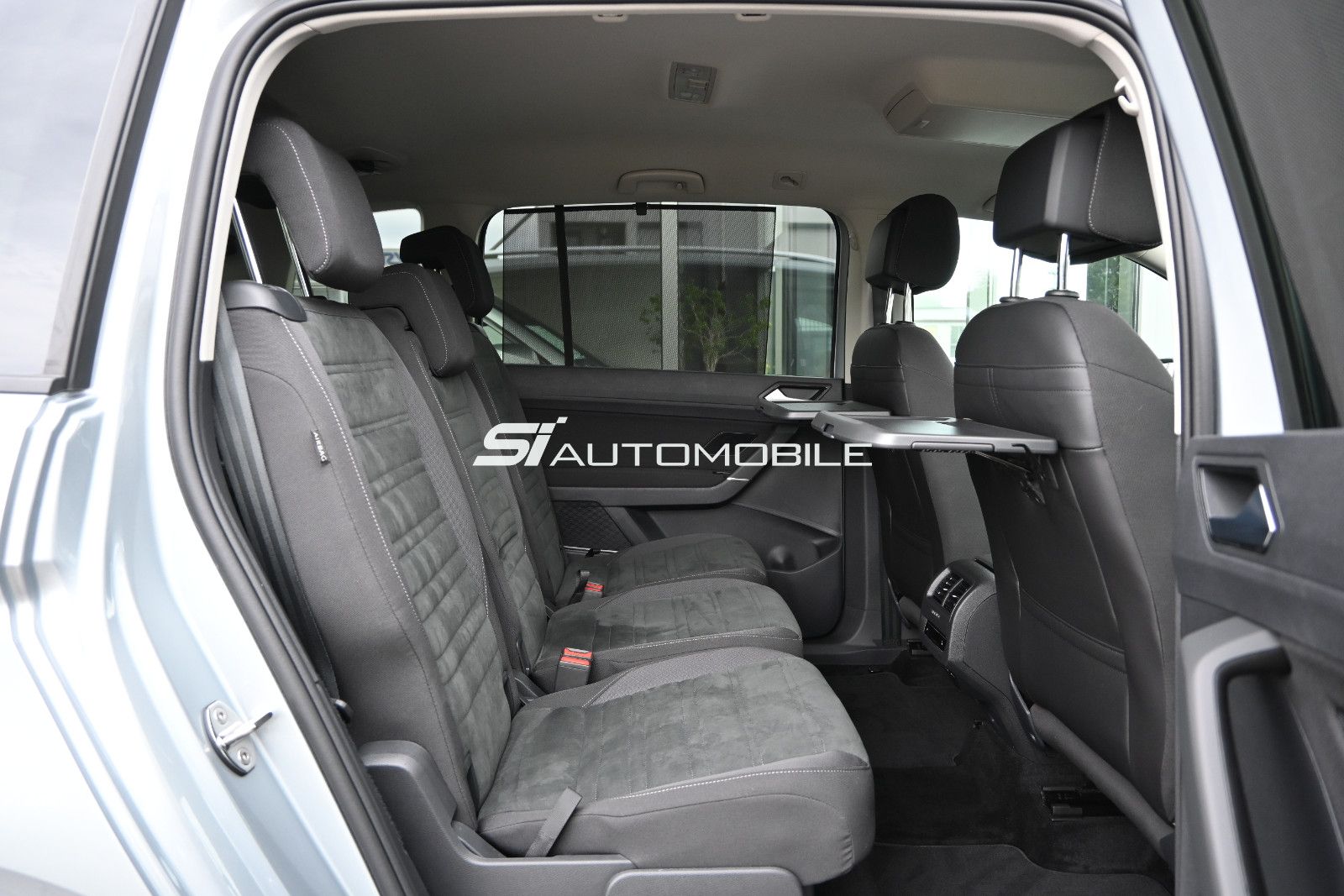 Fahrzeugabbildung Volkswagen Touran 1.5 TSI DSG °UVP 61.017€°ACC°AHK°STANDHEI