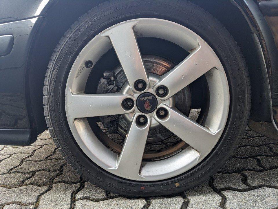 SAAB 9-3 2.0T ANNIVERSARY 150CH - CUIR - SIÈGES CHAUFFANTS - BVM - CLIMATISATION AUTO - 1ERE MAIN - 169.690 KMS