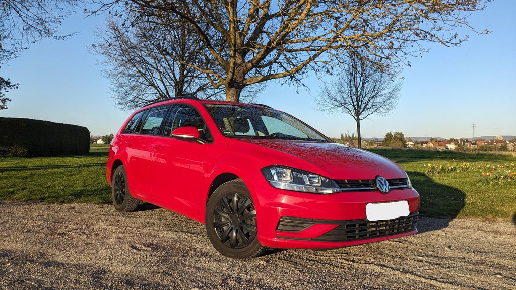 Image of Volkswagen Golf