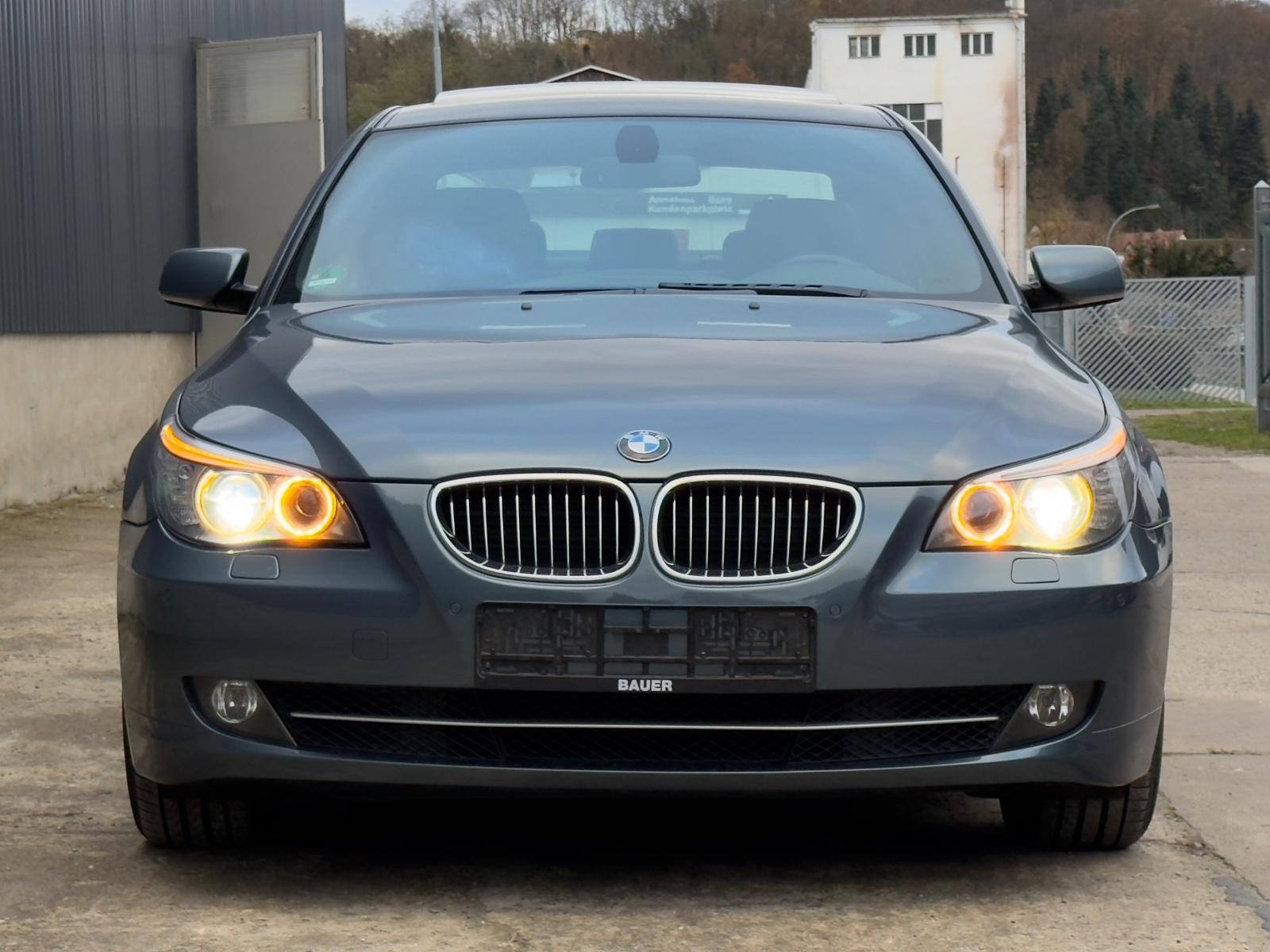 BMW 525i*Schiebedach*Xenon*Scheckheft*Soft close