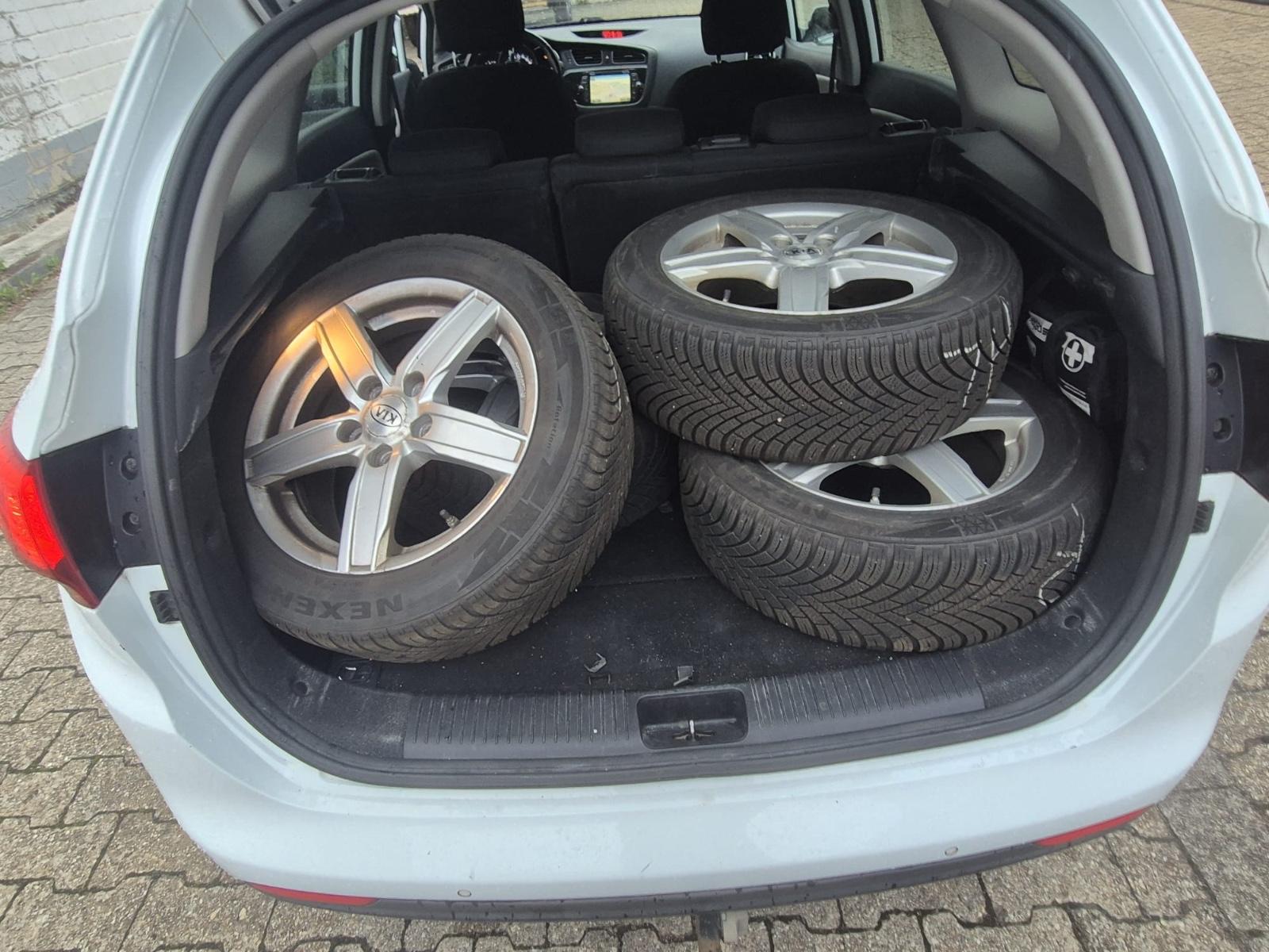 Kia cee'd 2014 — photo 9