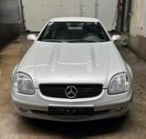 Mercedes-Benz SLK 200 Kompressor  - Mercedes-Benz SLK 200 Gebrauchtwagen in Stuttgart