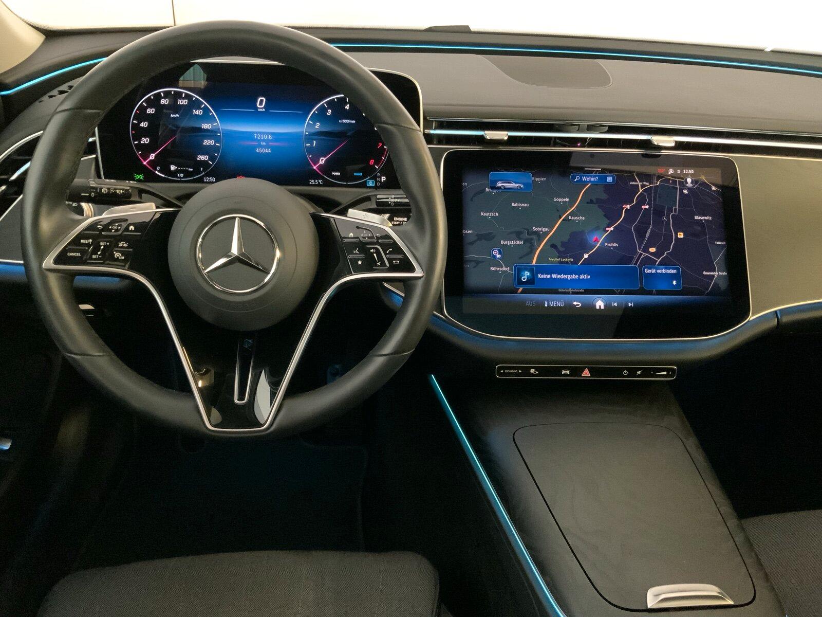 Mercedes-Benz E-Class T AVANTGARDE Pano 19" DISTRONIC Keyless, миниатюра 9