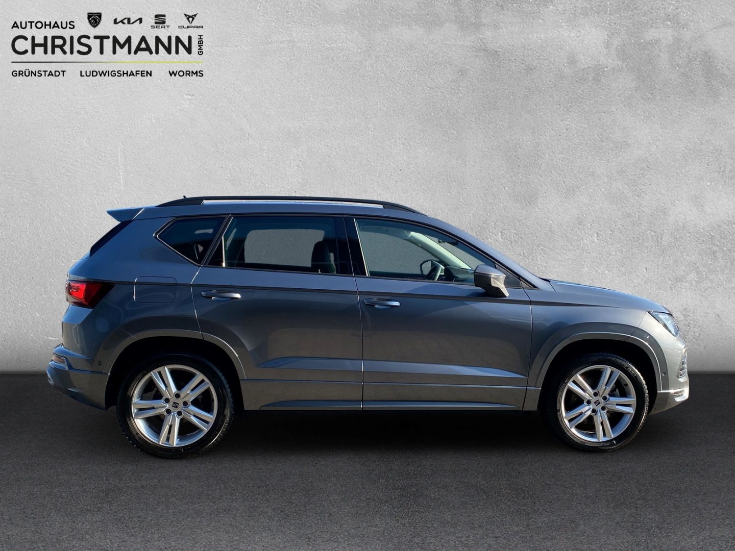 Fahrzeugabbildung SEAT Ateca FR 4Drive 2.0 TDI EU6d AD AHK-klappbar Nav