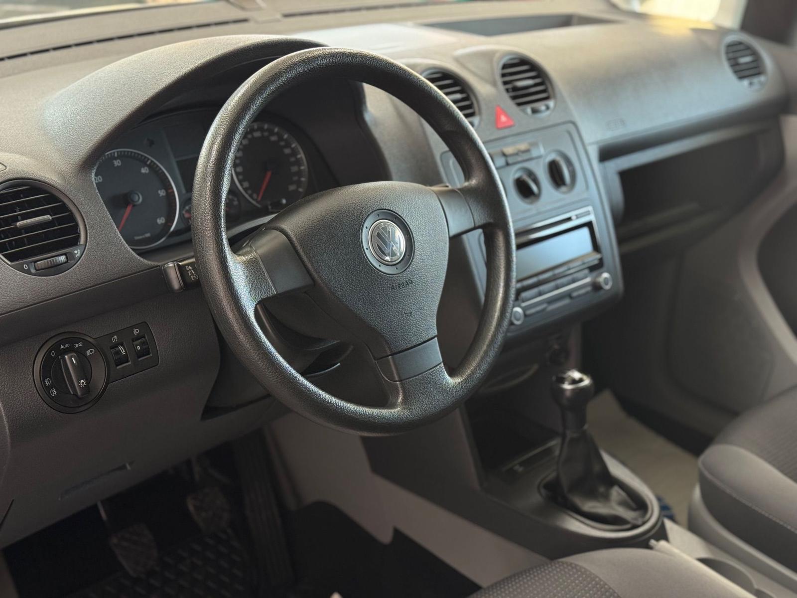 Volkswagen Caddy Maxi Team 1.9 TDI Rollstuhlgerecht-Rampe