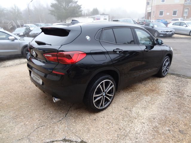 Fahrzeugabbildung BMW X2 sDrive 18d/M-Paket/Pano/HUD/Kamera/Navi/150PS