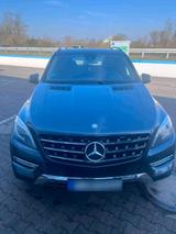 Mercedes-Benz Mercedes Ml 350 CDI 4 Matic - Mercedes-Benz ML-Klasse Gebrauchtwagen in Frankfurt
