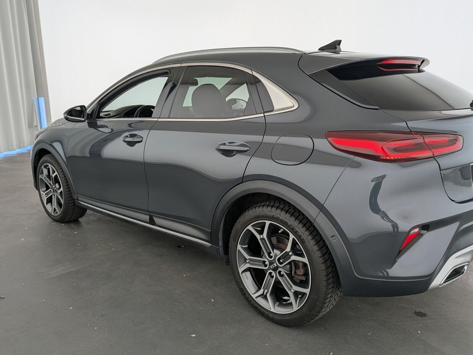 Kia Xceed 1.4 T-GDI Platinum LED+NAVI+PANO+SHZ+RFK+