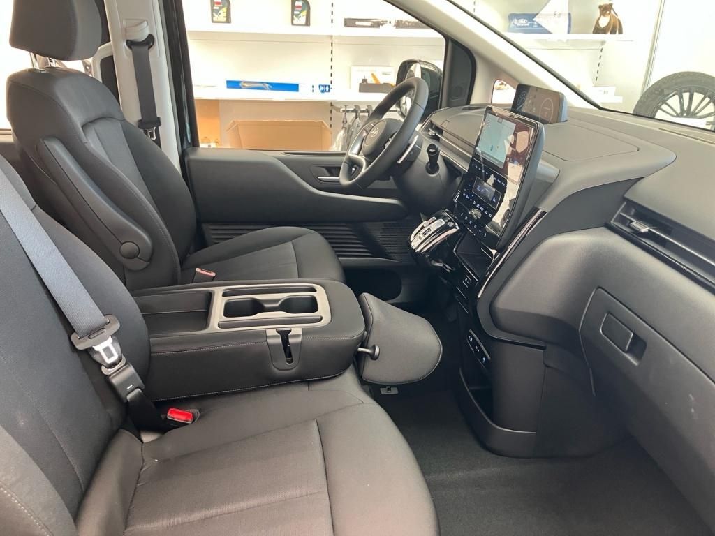 Fahrzeugabbildung Hyundai STARIA (9-Sitzer) HEV 1.6 T-GDI 2WD 6-AT Trend