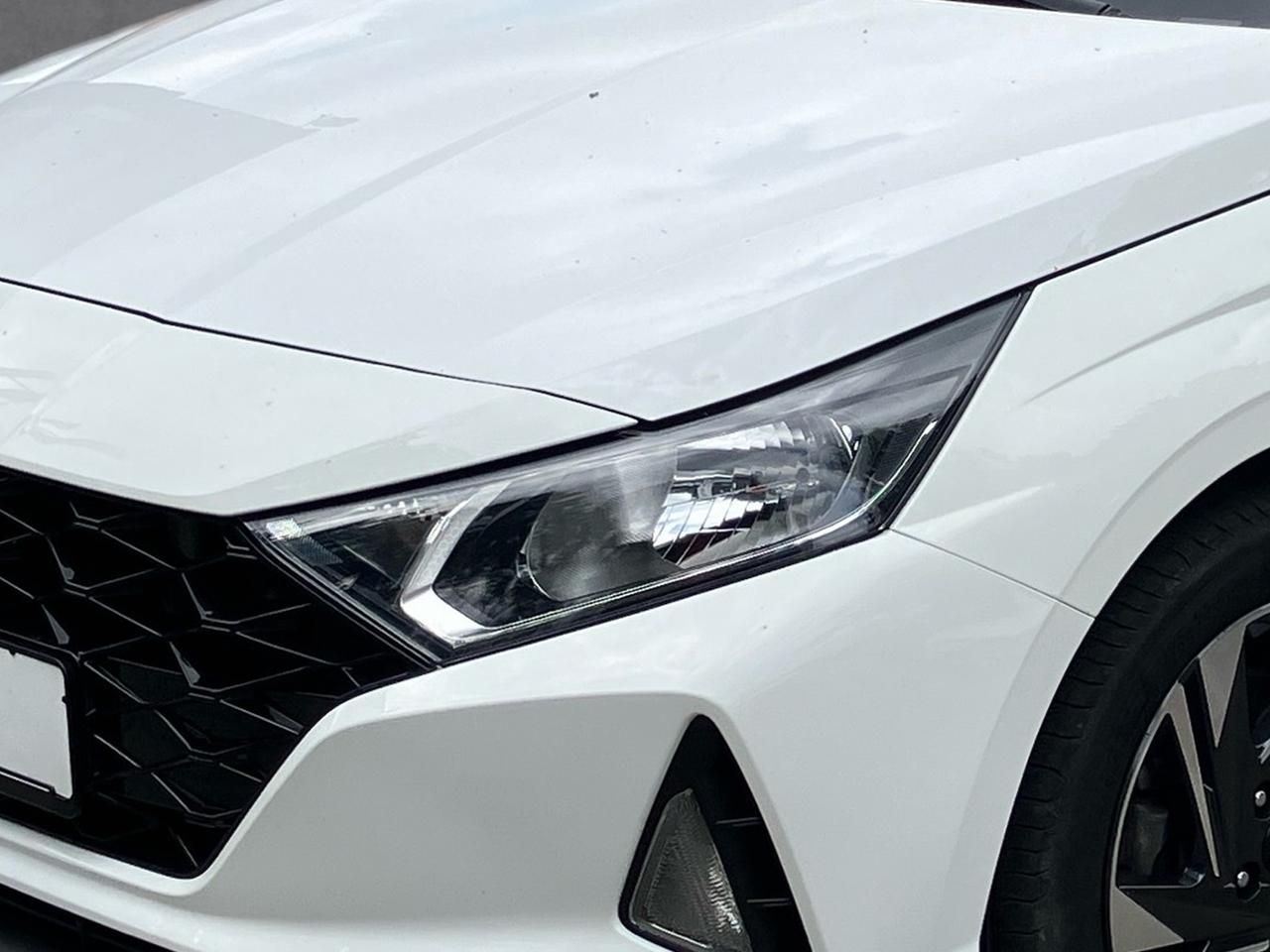 Fahrzeugabbildung Hyundai i20 INTRO KLIMAA*ZV*USB*LM*