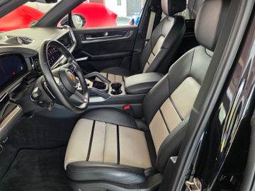 Porsche Cayenne - 11