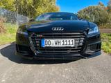 Audi TTS Coupe 2.0 TFSI S tronic quattro - - schwarze Audi TTS