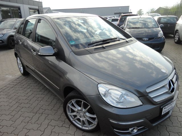 Mercedes-Benz B 180 B -Klasse B 180;Na,PDC,Bluetooth,Allwetter