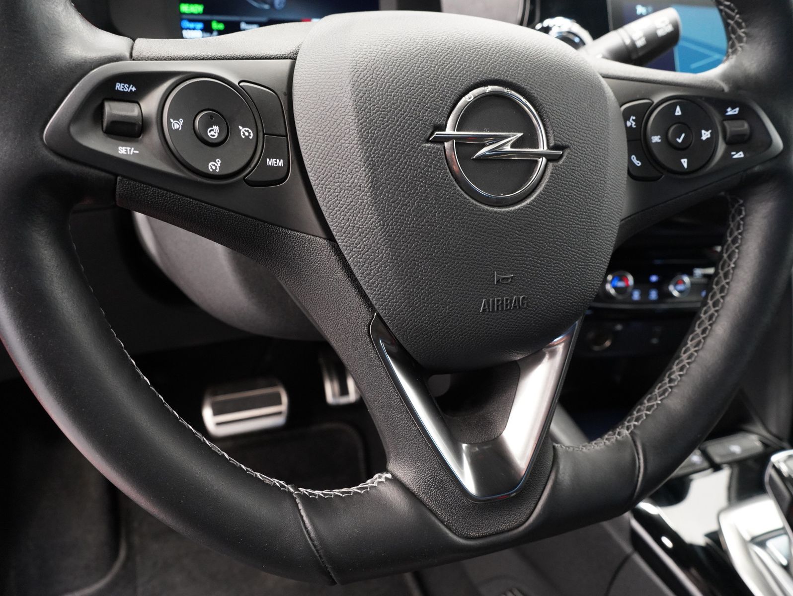 Fahrzeugabbildung Opel Corsa F e Ultimate CARPLAY/INTELLILUX/11KW/SOH