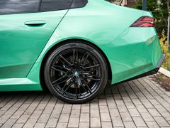 BMW M5 – 10 / 30