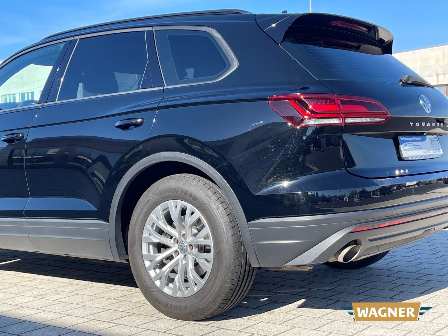 Fahrzeugabbildung Volkswagen Touareg 4Motion 3.0 V6 TDI AHK
