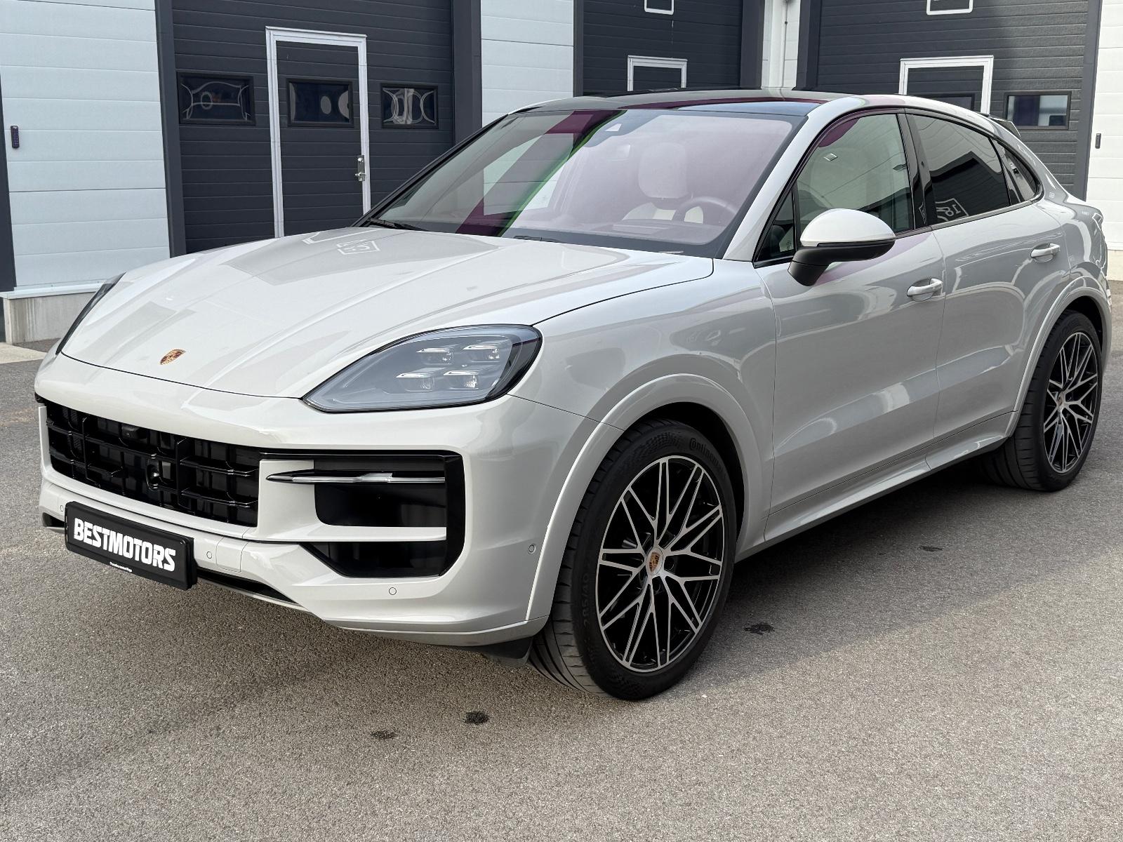 Porsche Cayenne Coupe Sport Design Carbon/HUD/Massage/