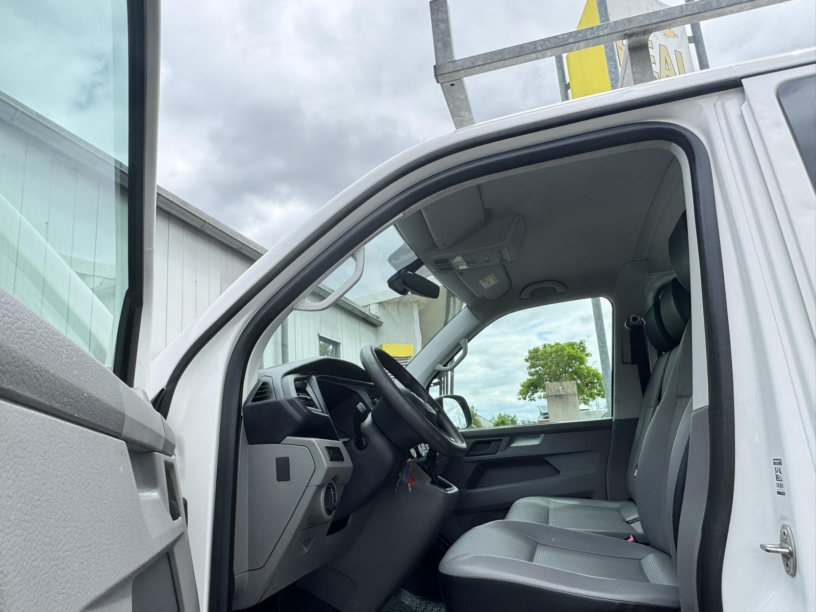 Volkswagen T6 Transporter 6.1 Doka/Pritsche TDI DSG 4Motion