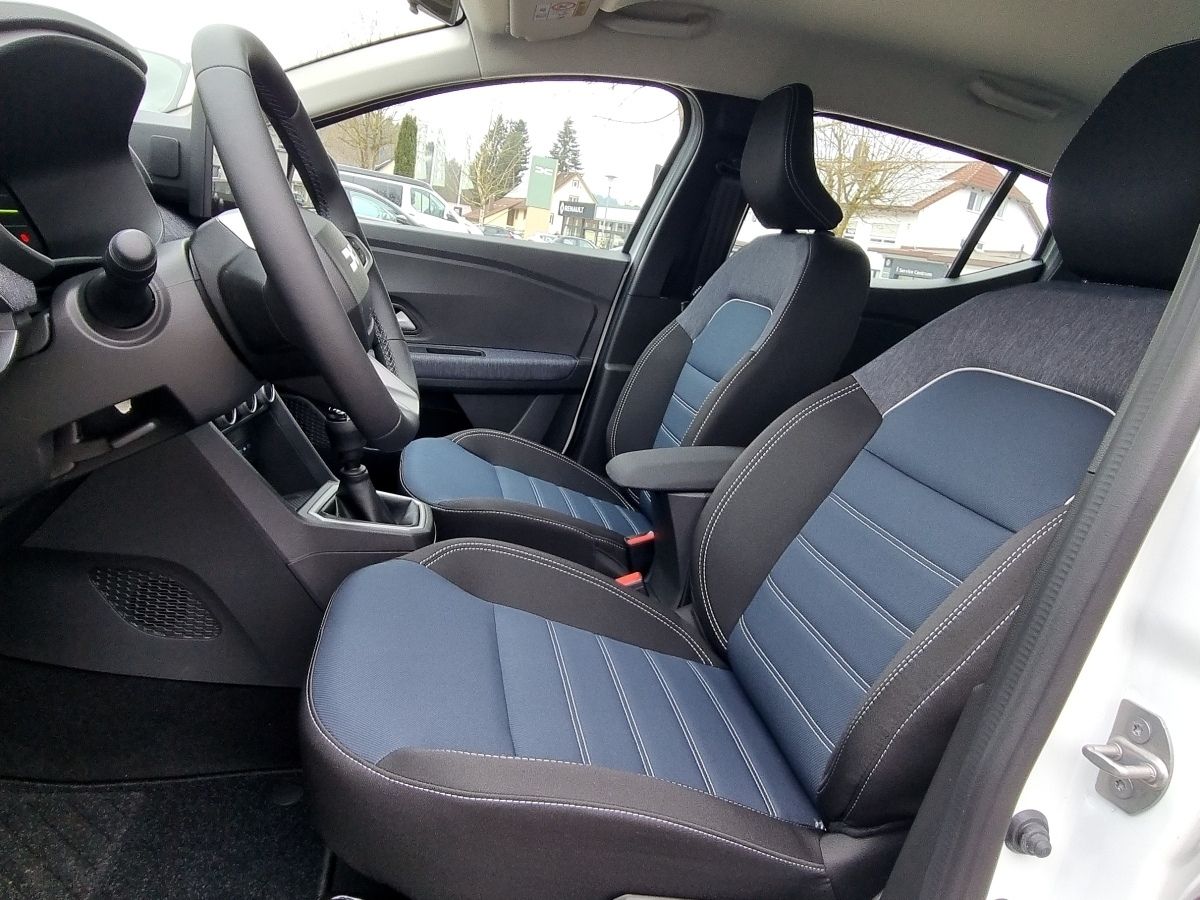 Fahrzeugabbildung Dacia Sandero Journey TCe 100