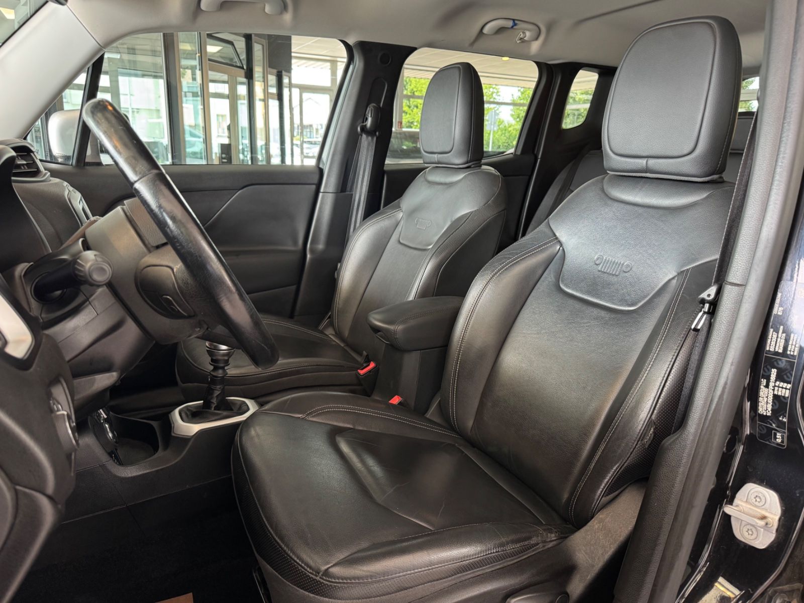 Fahrzeugabbildung Jeep Renegade Limited Adv. Ed. 4x4/LEDER/AHK/KLIMA/SH