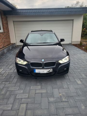 BMW 320d xDrive Touring -