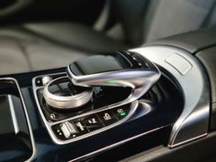 Fahrzeugabbildung Mercedes-Benz C 300 T AVANTGARDE LEDER NAVI LED SITZHZ CAMERA