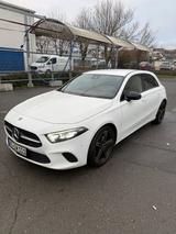 Mercedes-Benz A 220 DCT - - Mercedes-Benz A 220 mit Anhängerkupplung