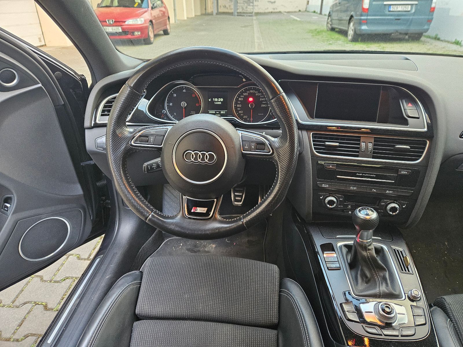 AUDI A4 3.0 TDI quattro schaltgetr. B&amp;O StandHz SDiff