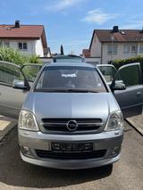 Opel Meriva 1.8 - - Opel Meriva mit Halbautomatikschaltung