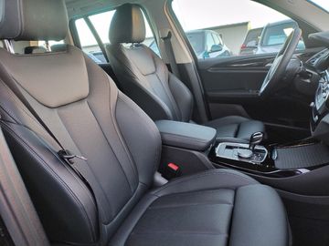 BMW X3 xDrive20d HiFi DAB LED WLAN Standhzg. RFK